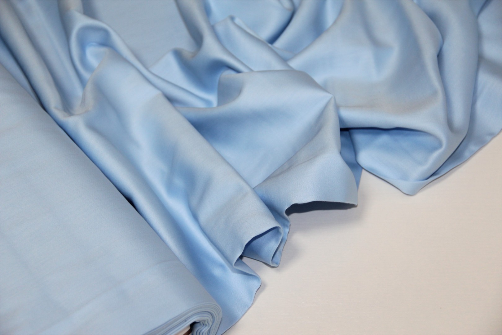 блакитний сатин