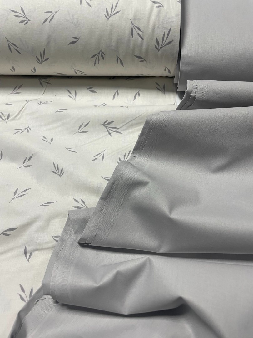 Класичний сірий Класичний сірий