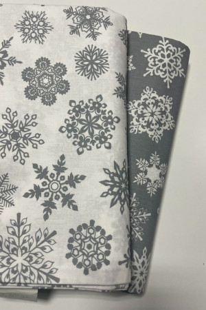 Ранфорс Сірі сніжинки на білому фоні